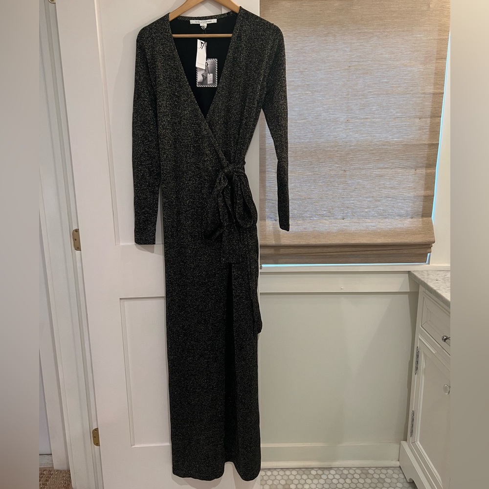 Diane Von Furstenberg Wrap Dress Black Gold Shimmer - NWT - Size Medium